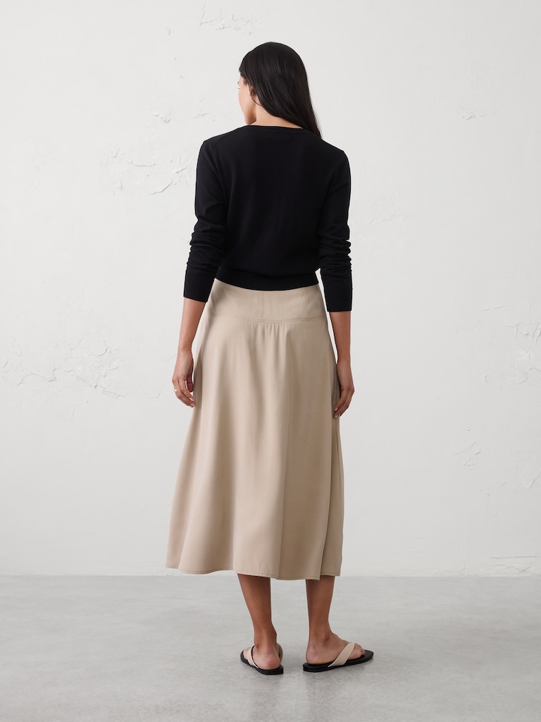 Curved Seamed-Waist Midi Skirt
