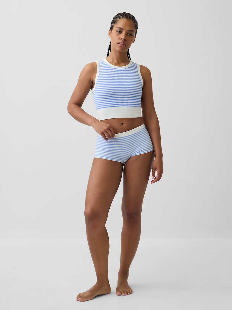 Seamless Shorty
