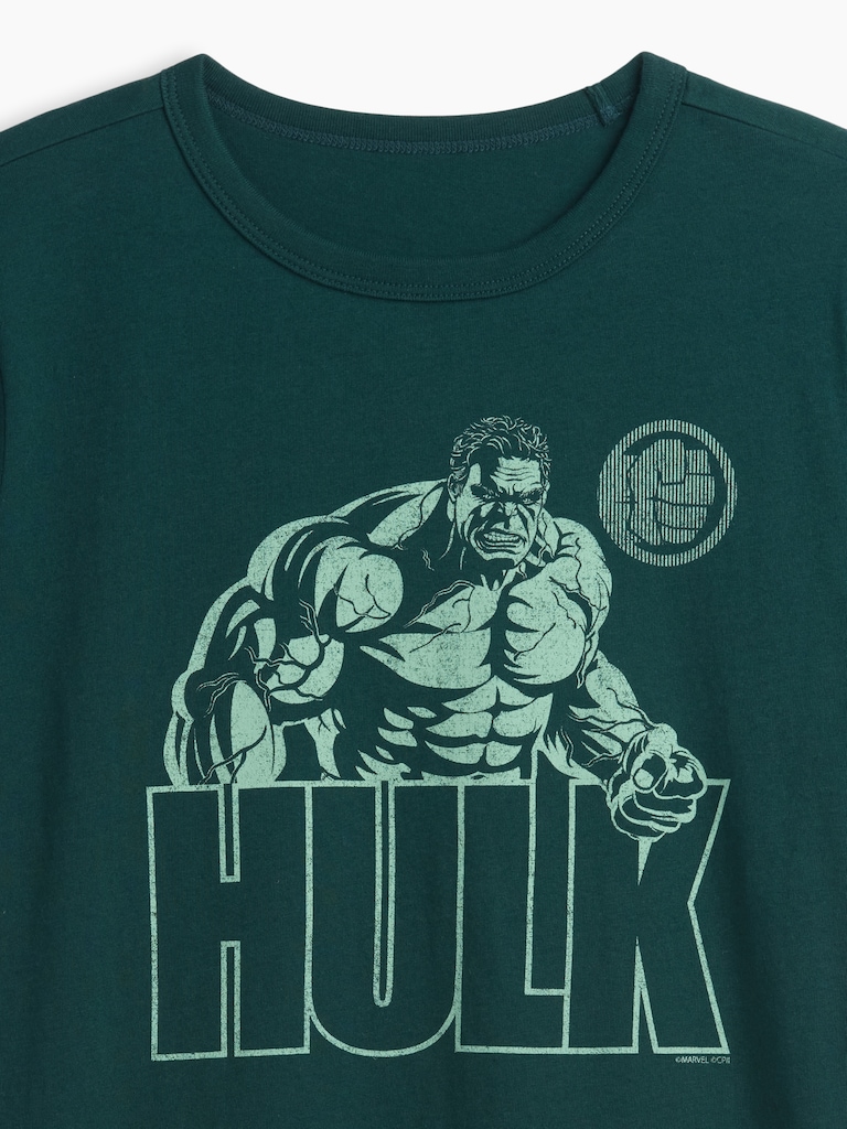 GapKids Marvel Hulk Graphic T-Shirt