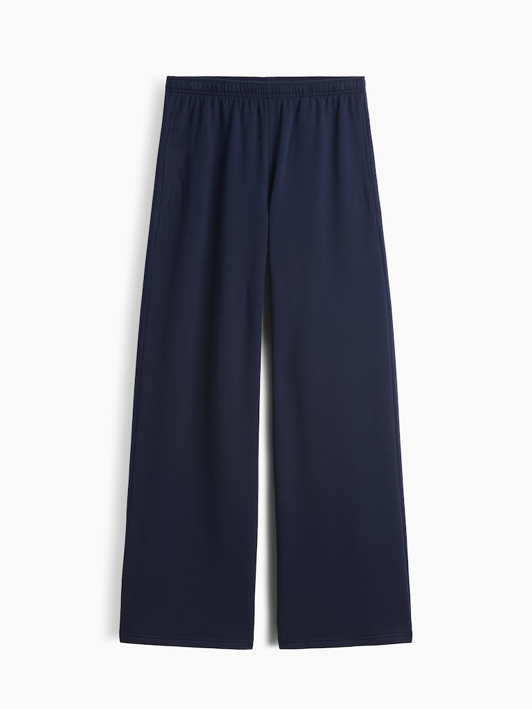 CloudLight Relaxed Wide-Leg Sweatpants