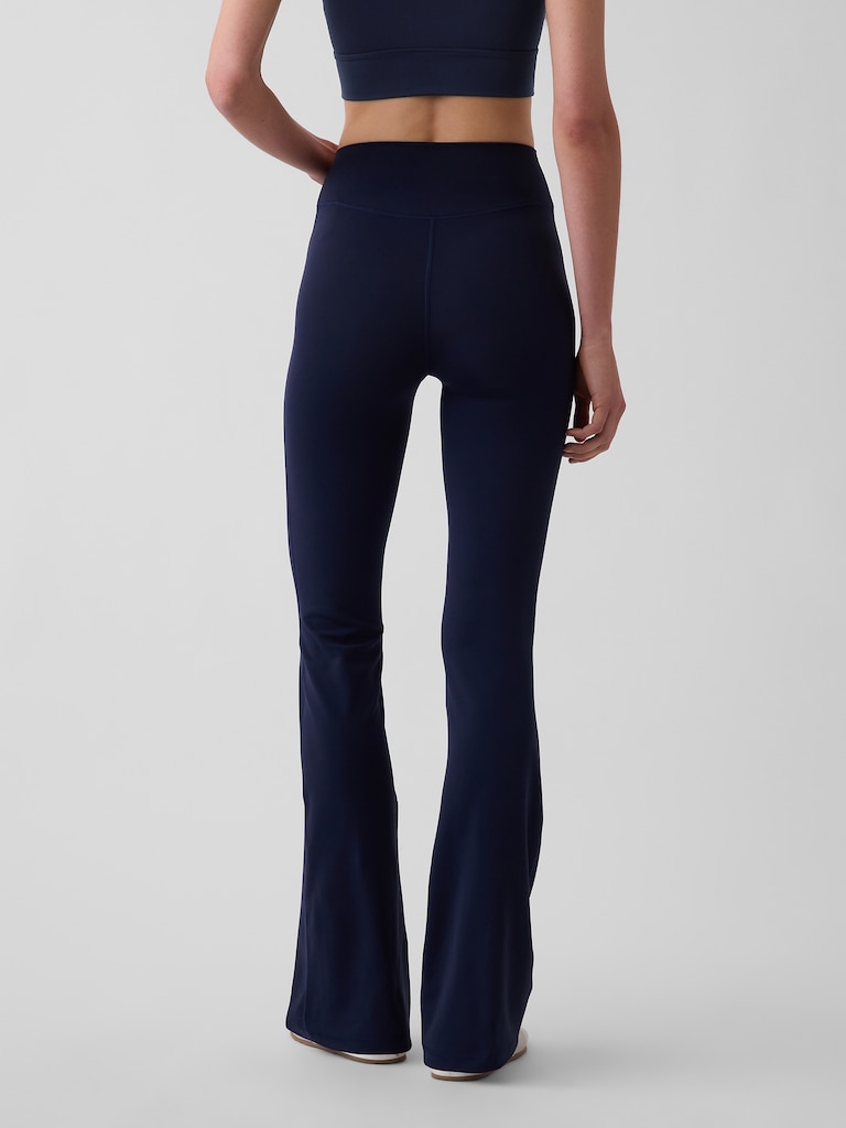 GapFit Smooth High Rise Baby Boot Leggings