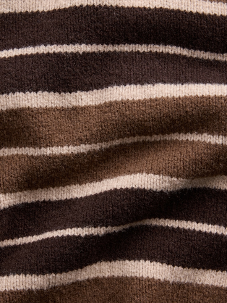 CashSoft Oversized V-Neck Sweater