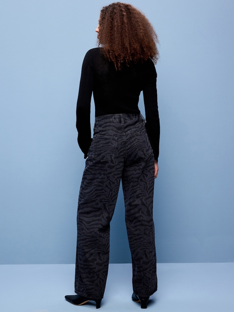 High-Waisted Baggy Wide-Leg Jeans