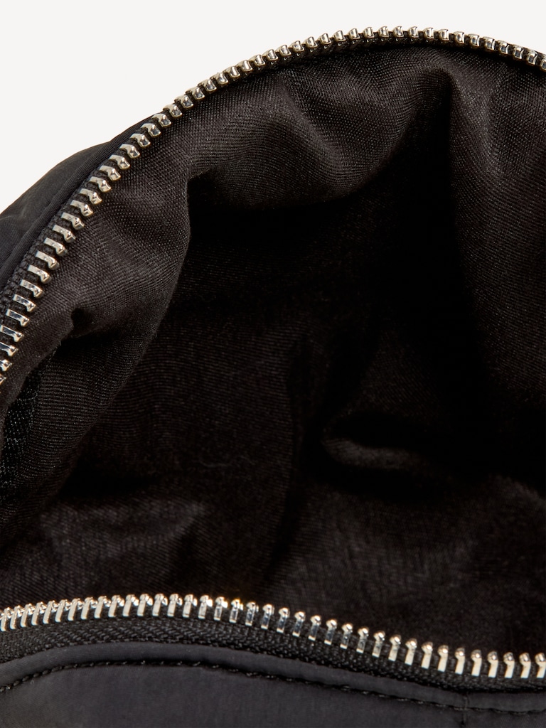 Active Puffer Pouch