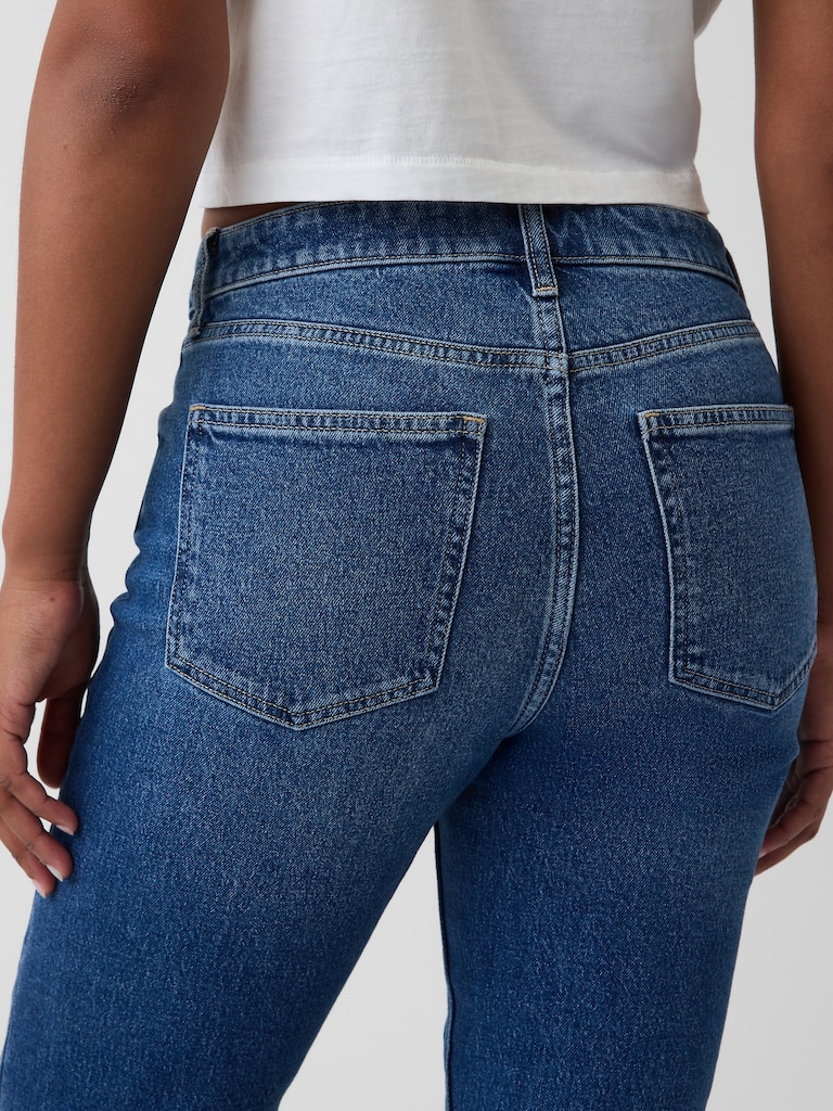 Curvy High Rise '90s Slim Straight Jeans