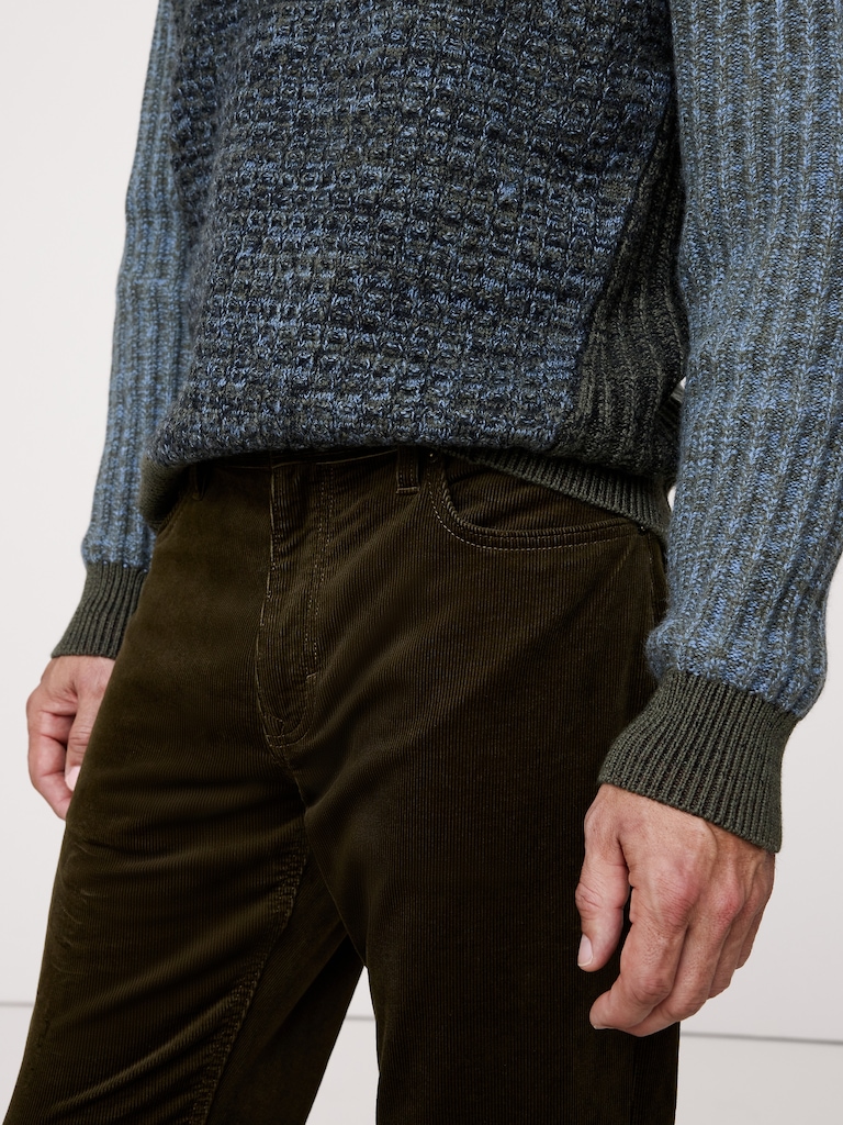Straight Corduroy Traveler Pant