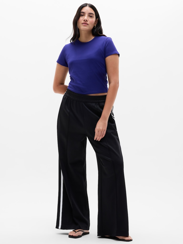 Signature Rib Crop Tee