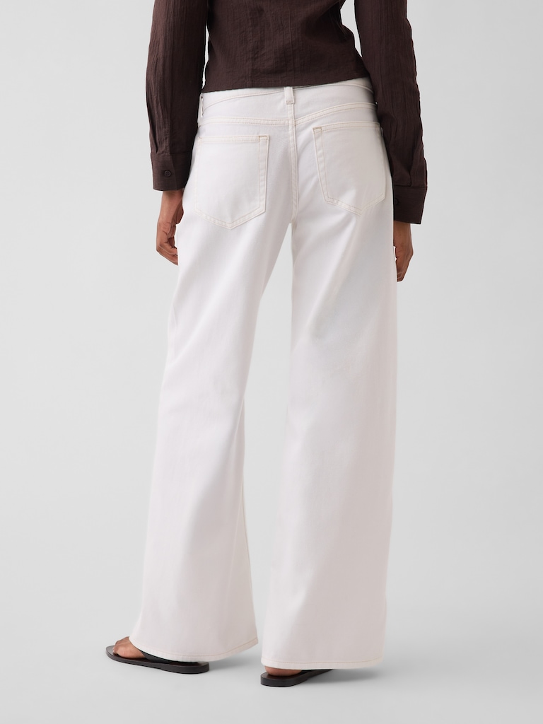Low Rise UltraSoft Stride Wide-Leg Jeans