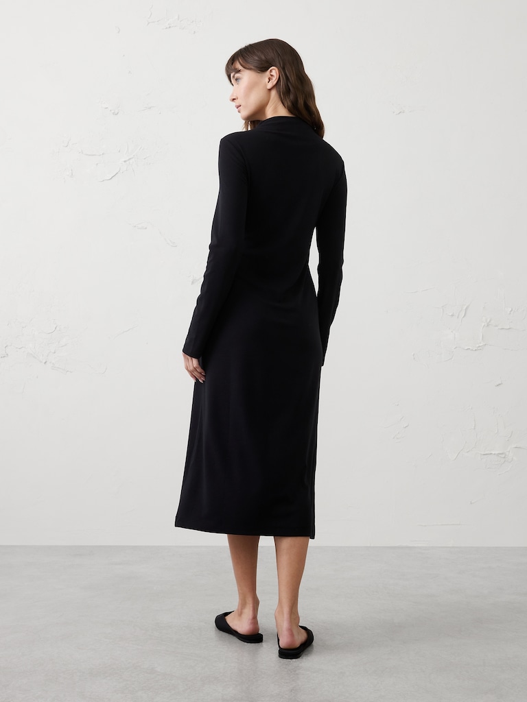 Cozy Ribbed Knit Midi Dress