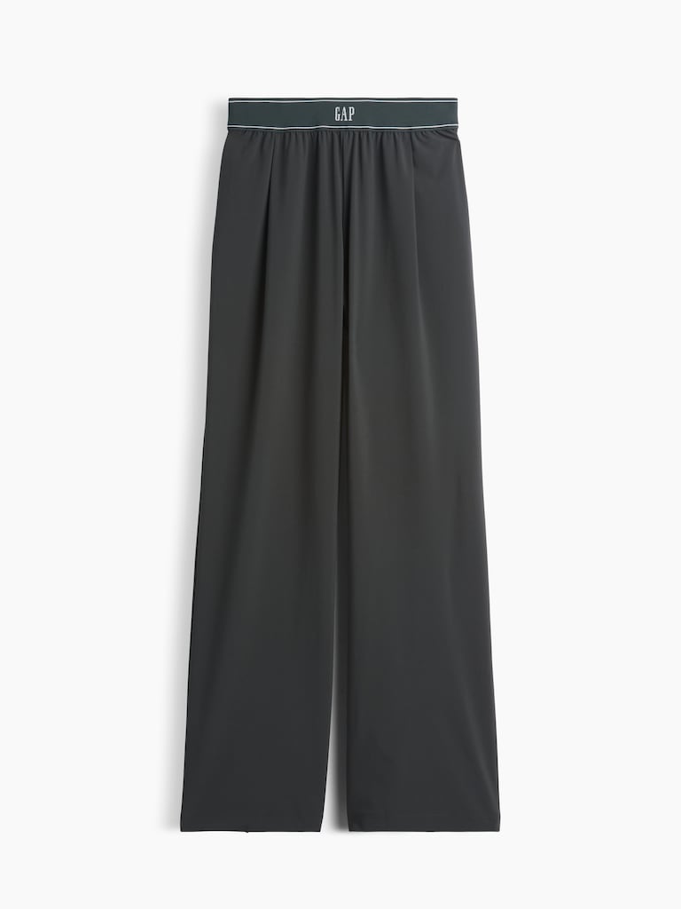 GapFit Pleated Easy Logo Pants