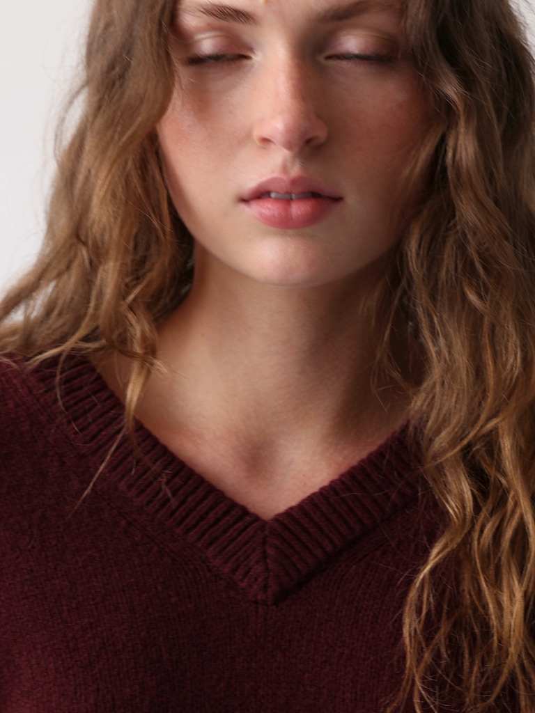 CashSoft Oversized V-Neck Sweater