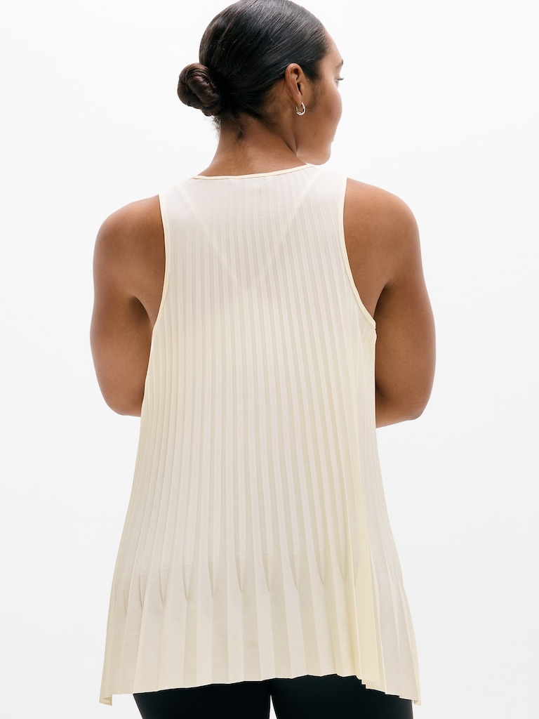 Featherweight Plissé Tank