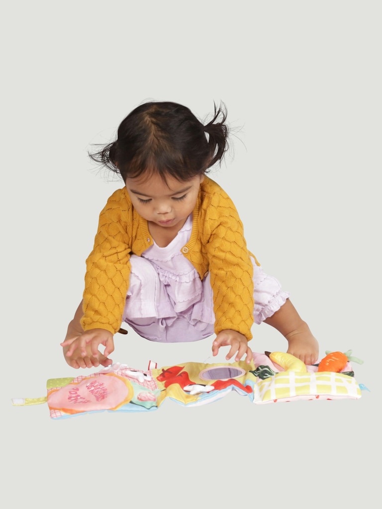 Manhattan Toy Mini-Apple Farm Soft Activity Book