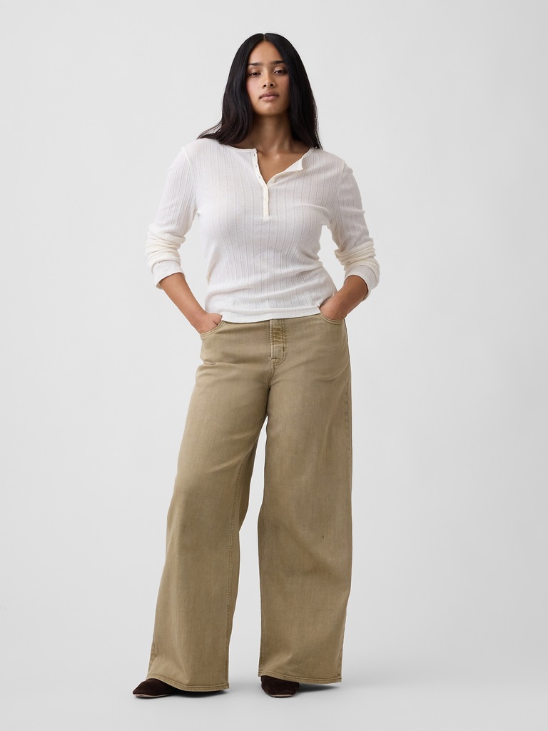 Mid Rise Wide-Leg Jeans