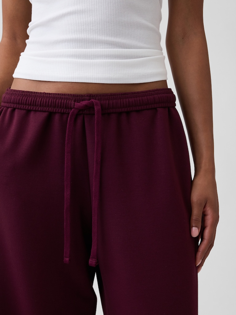 CloudLight Relaxed Wide-Leg Sweatpants