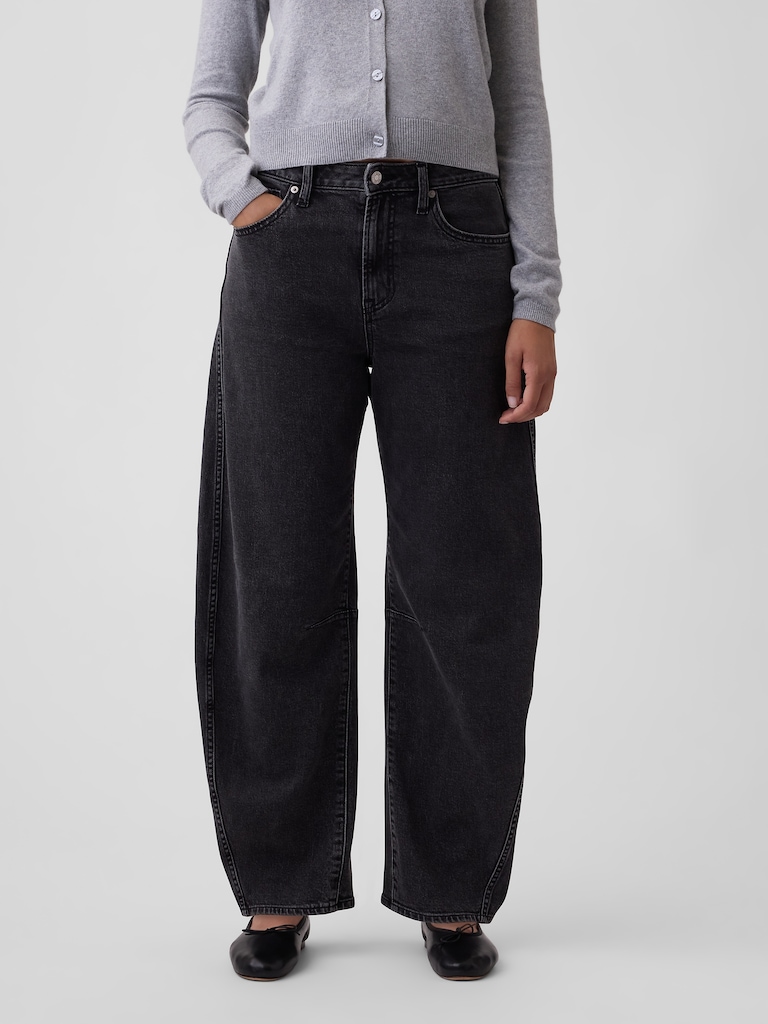 Curvy High Rise Barrel Jeans