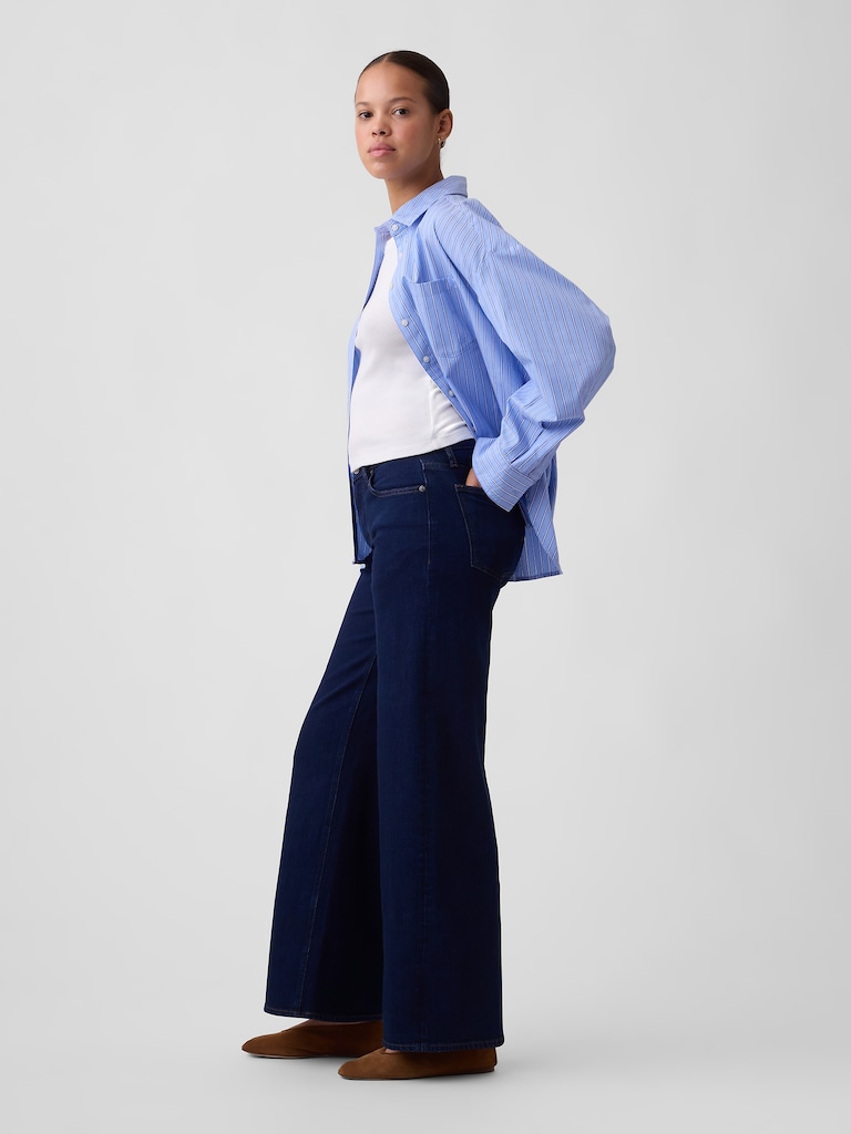Curvy Mid Rise Wide-Leg Jeans