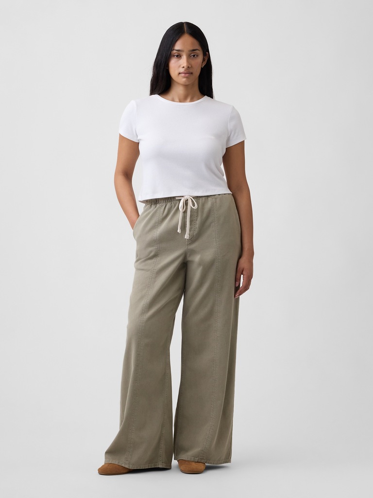 Mid Rise SuperLight Pull-On Wide-Leg Jeans