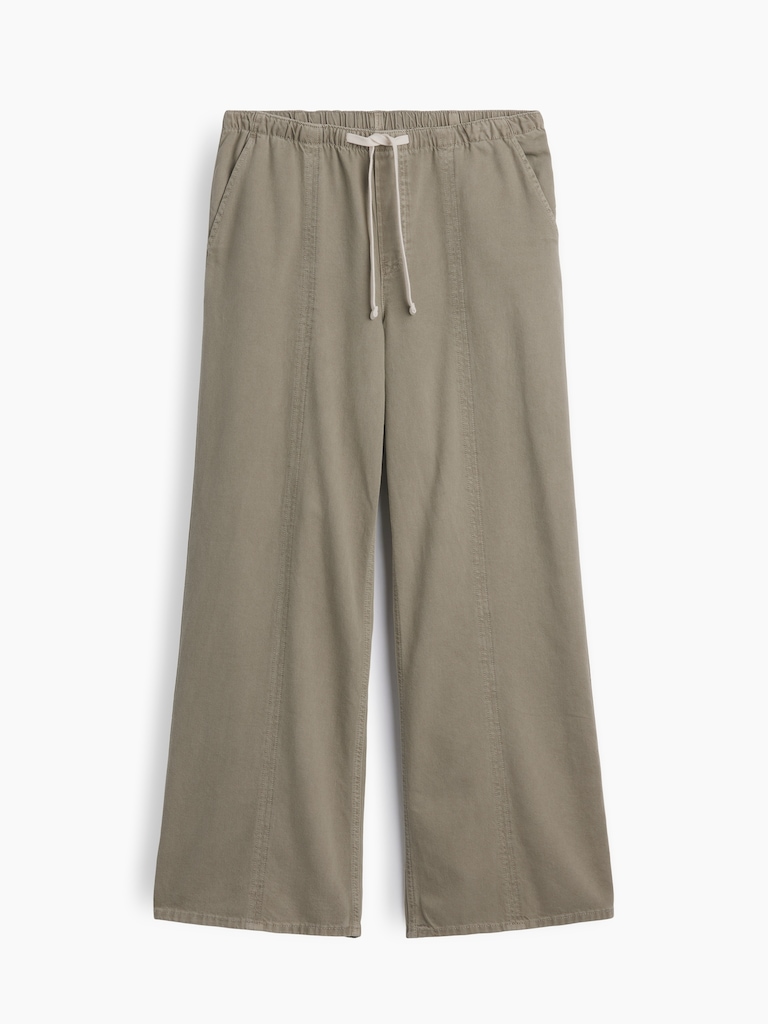 Mid Rise SuperLight Pull-On Wide-Leg Jeans