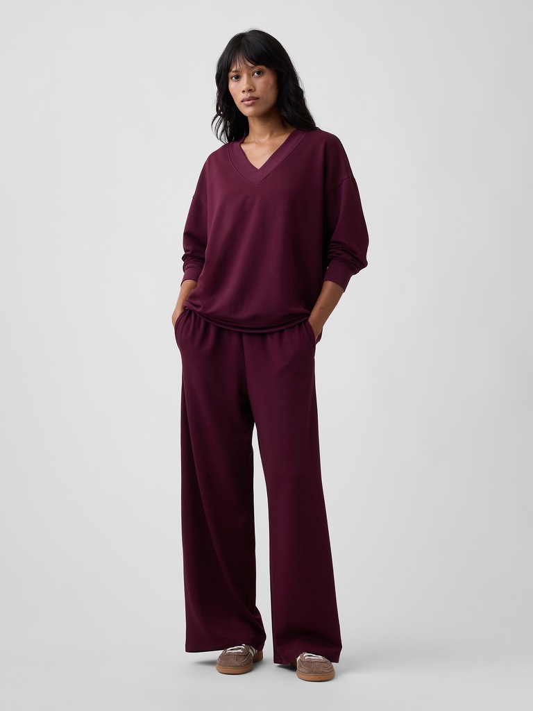 CloudLight Relaxed Wide-Leg Sweatpants