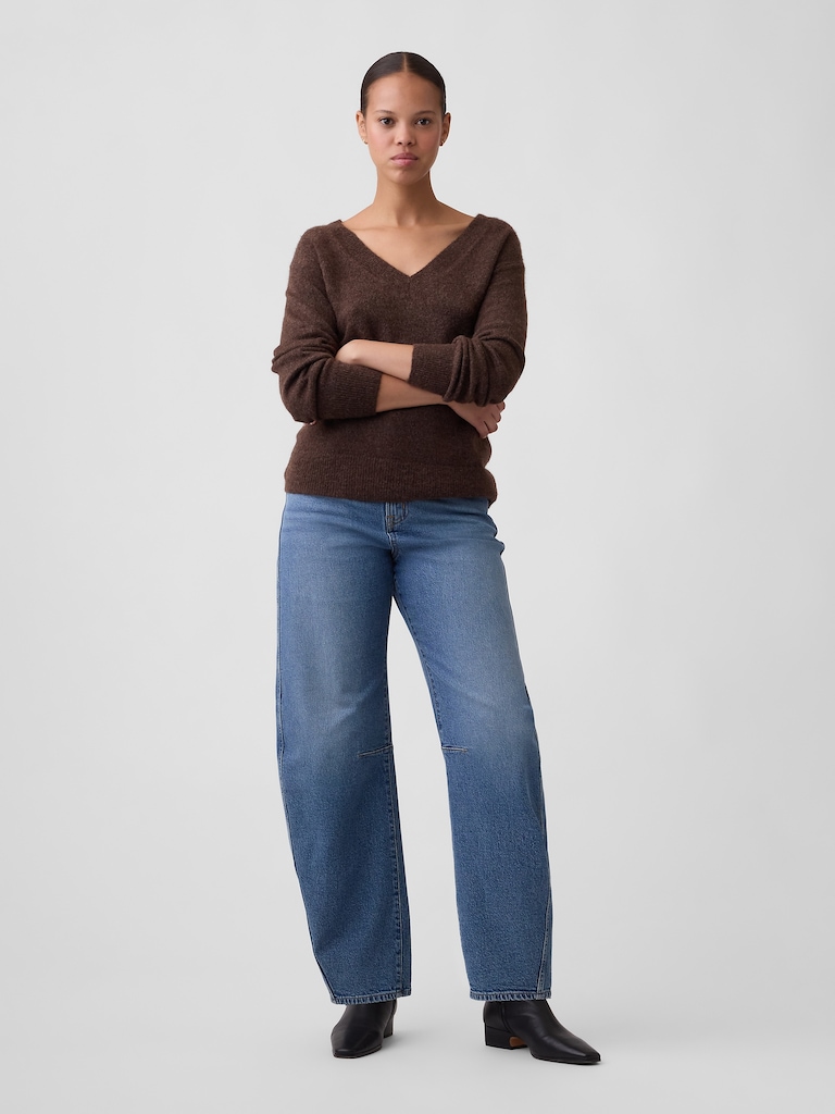 Curvy High Rise Barrel Jeans
