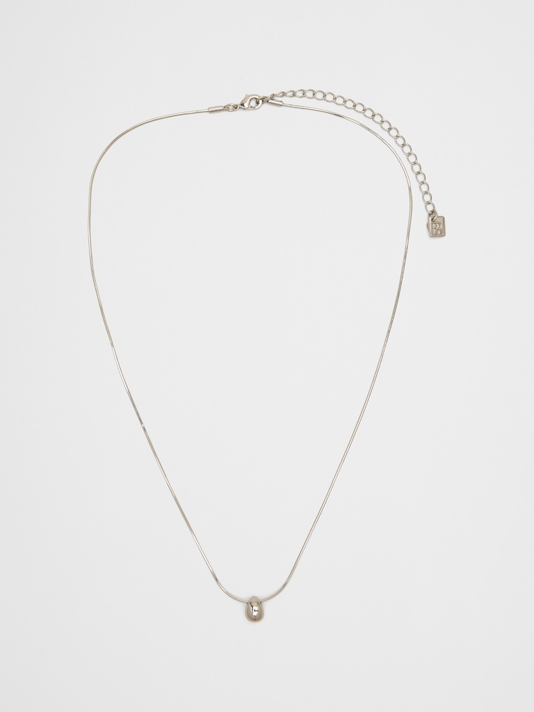 Single Layer Solid Pendant Necklace