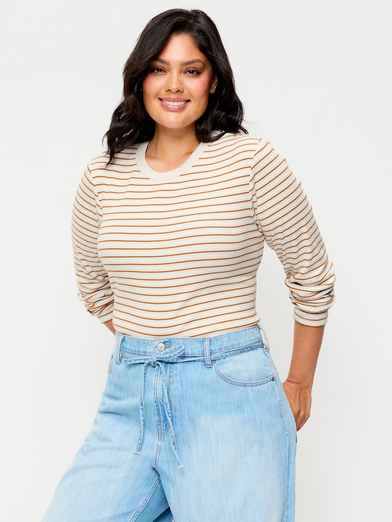 Snug Crew-Neck Long Sleeve T-Shirt