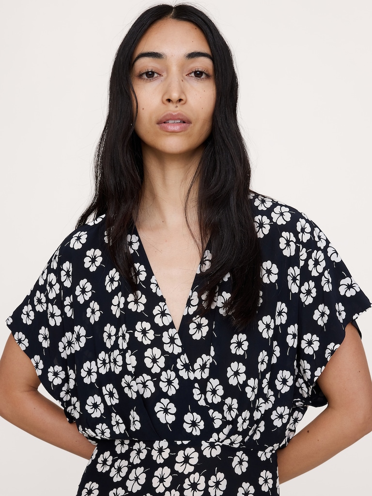 Crepe Wide-Sleeved Maxi Dress