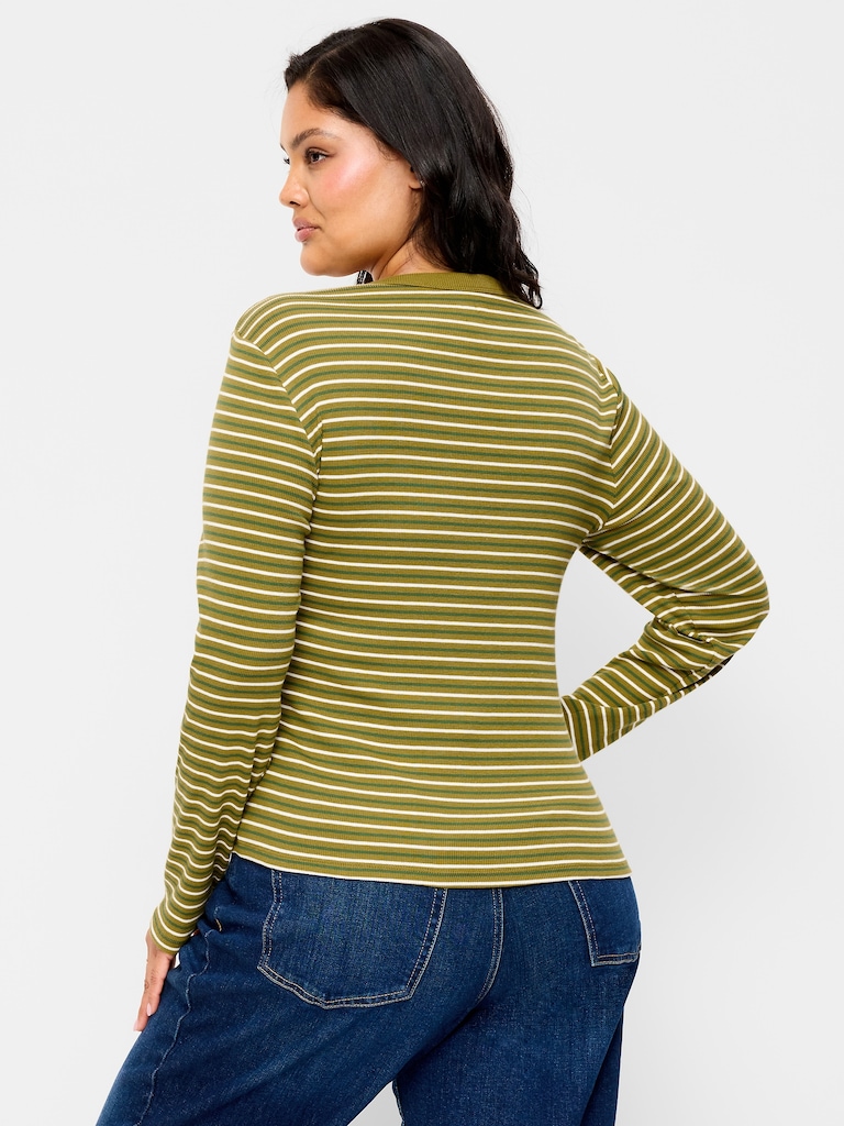 Snug Crew-Neck Long Sleeve T-Shirt