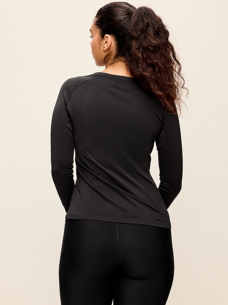 Fluid Seamless Fitted Top