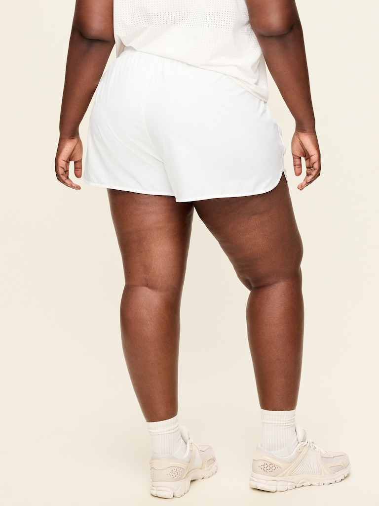 Extra High-Waisted Crinkle Run Shorts -- 3-inch inseam