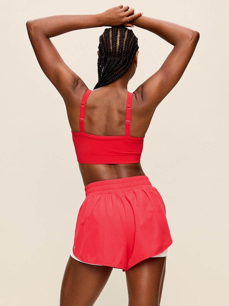 Light Support Fluid Seamless Ribbed Sports Bra