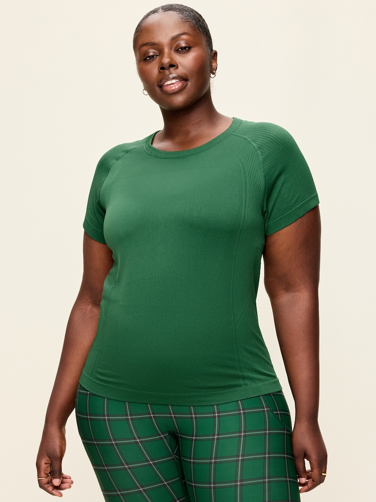Fluid Seamless Fitted T-Shirt