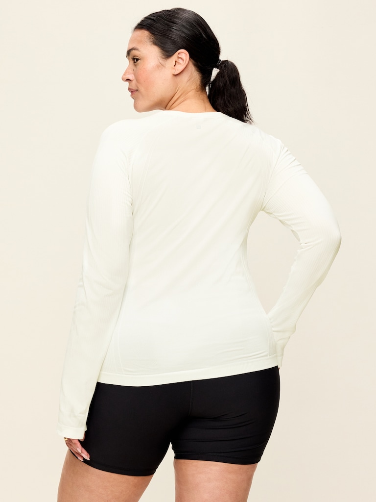 Fluid Seamless Fitted Top