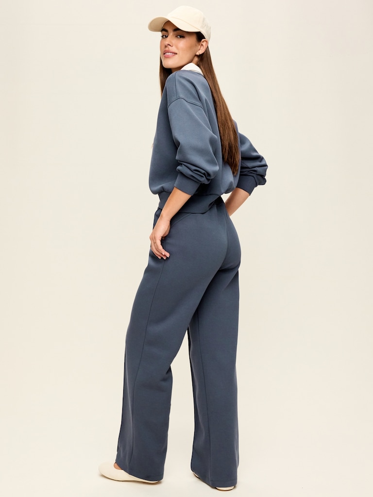 Mid-Rise Dynamic Fleece Textured Wide-Leg Sweatpants