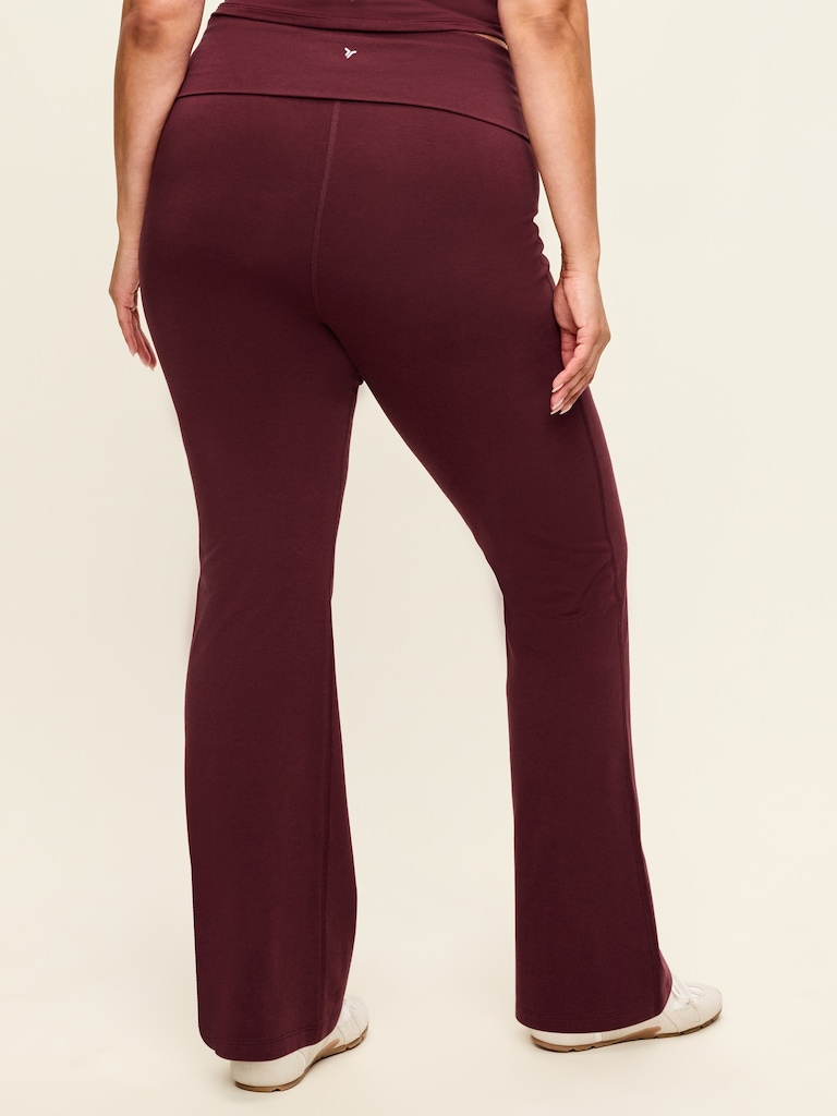 High-Waisted PowerChill Fold-Over Bootcut Leggings