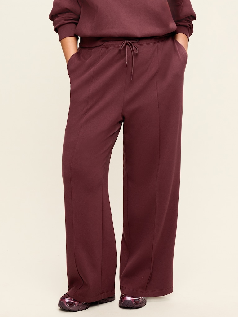Mid-Rise Dynamic Fleece Textured Wide-Leg Sweatpants
