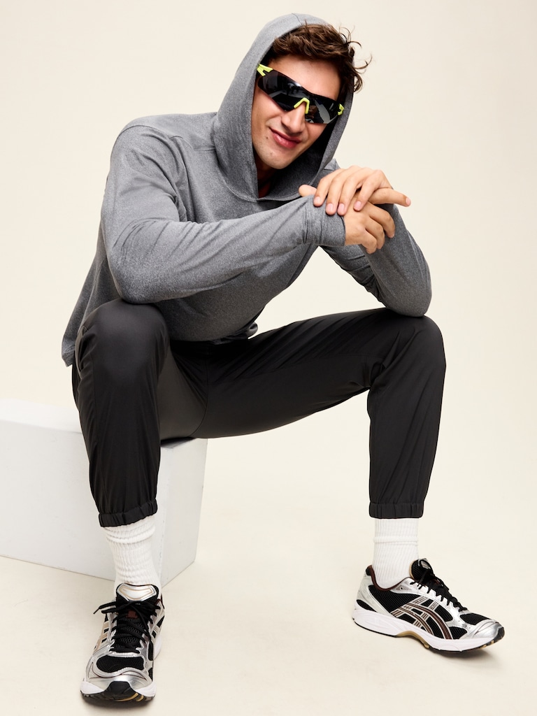 CloudMotion Pullover Hoodie