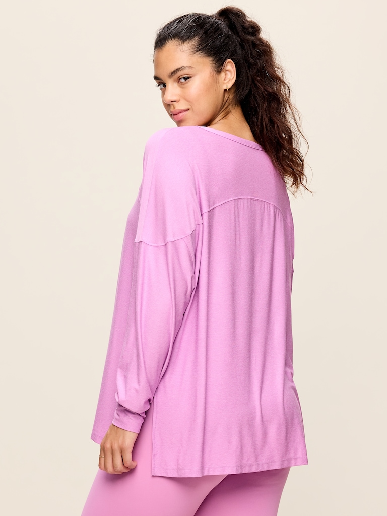 CloudMotion Long-Sleeve Tunic