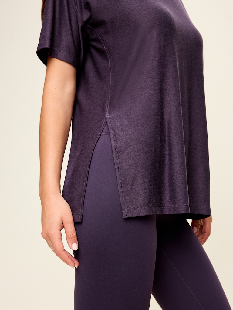 CloudMotion Short-Sleeve Tunic