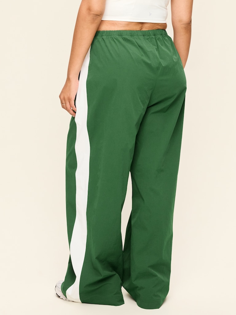High-Waisted TrekTech Lightweight Woven Active Pants