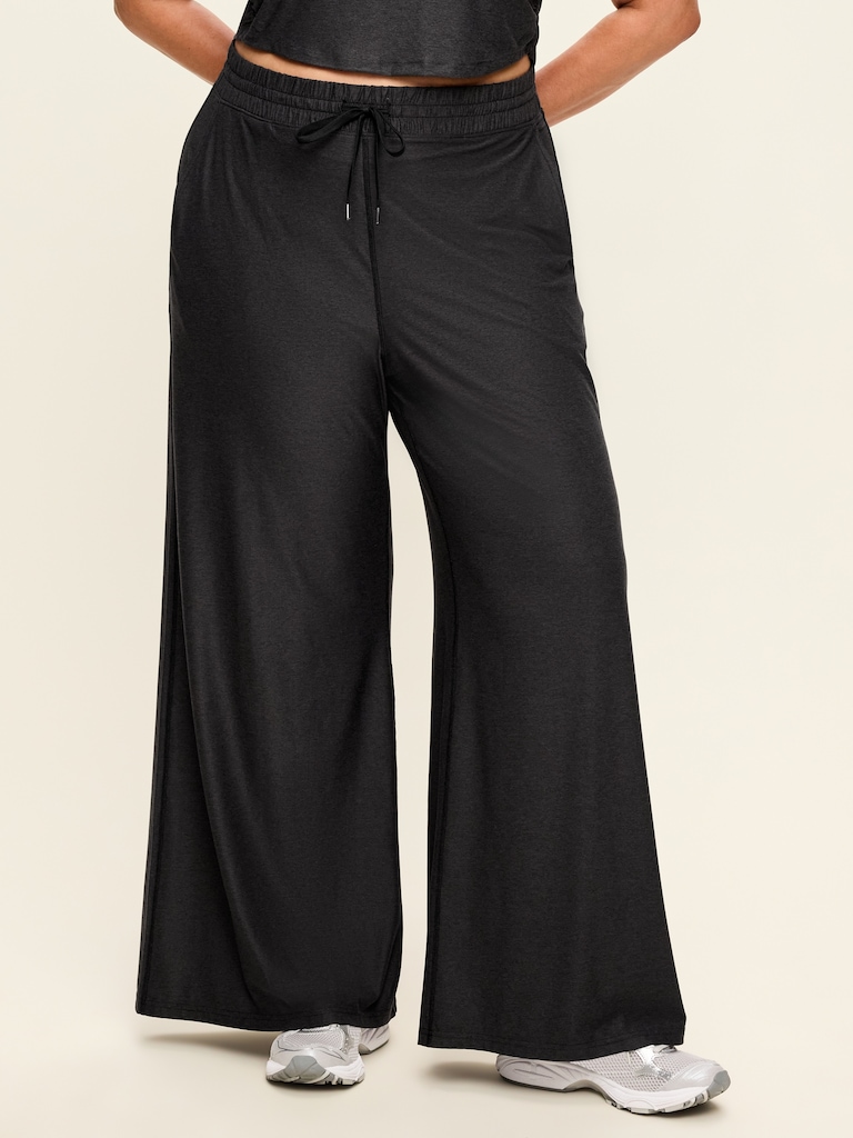 High-Waisted CloudMotion Wide-Leg Pants