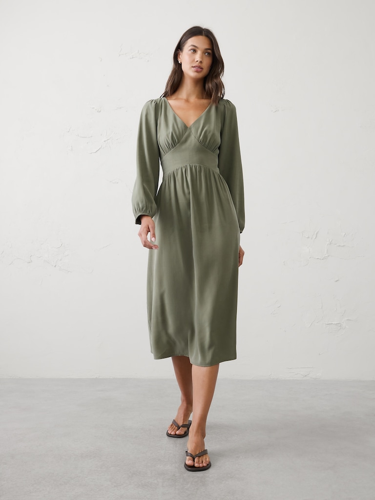 Arched-Yoke Midi Dress