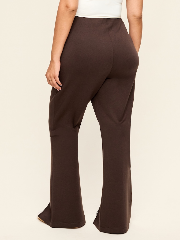 High-Waisted Bounce Fleece Flare-Leg Sweatpants