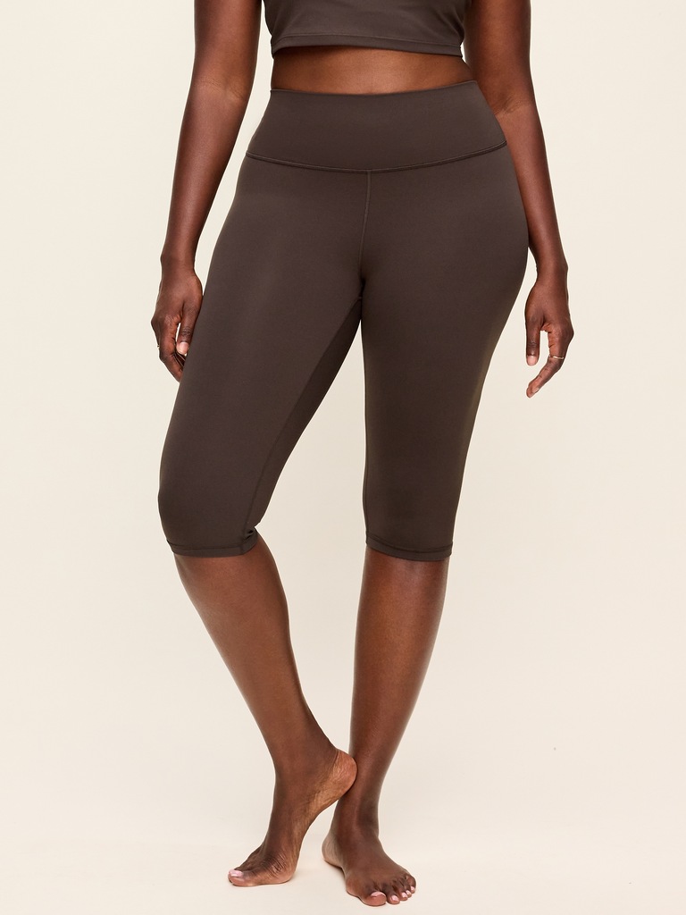High-Waisted StudioSmooth Pedal Pusher Leggings