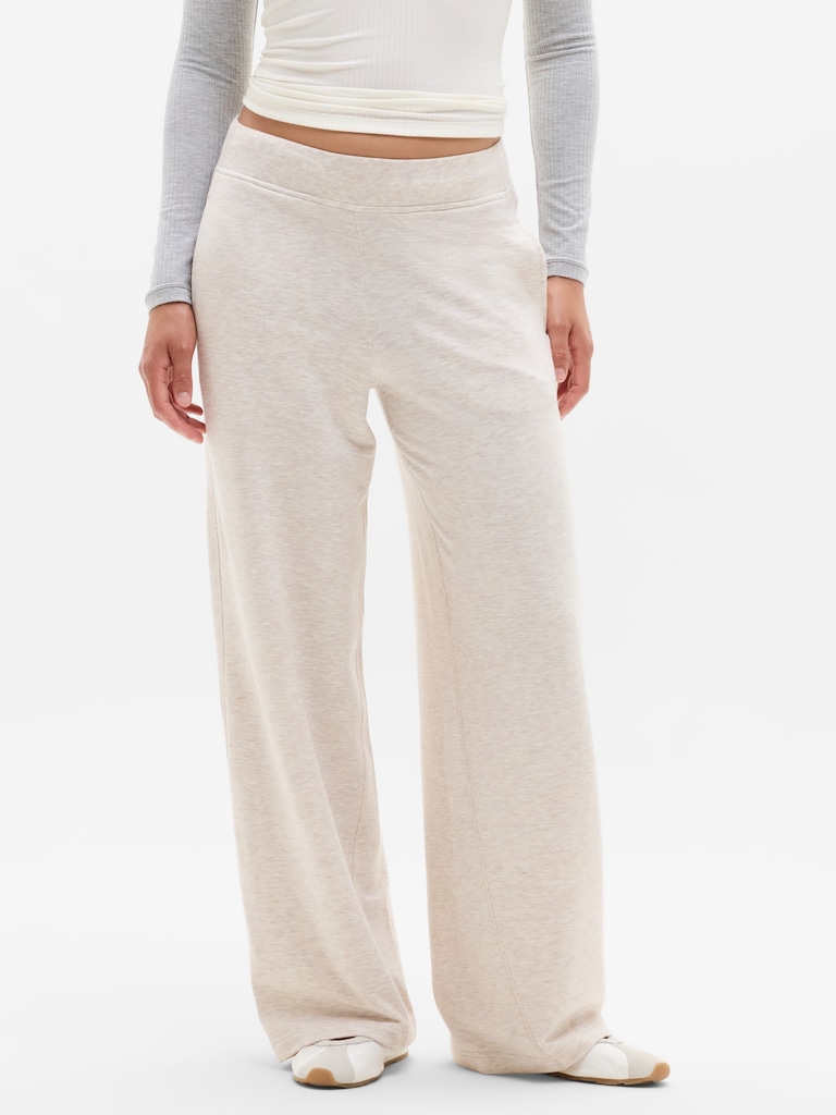 Coaster Luxe Straight Leg Pant