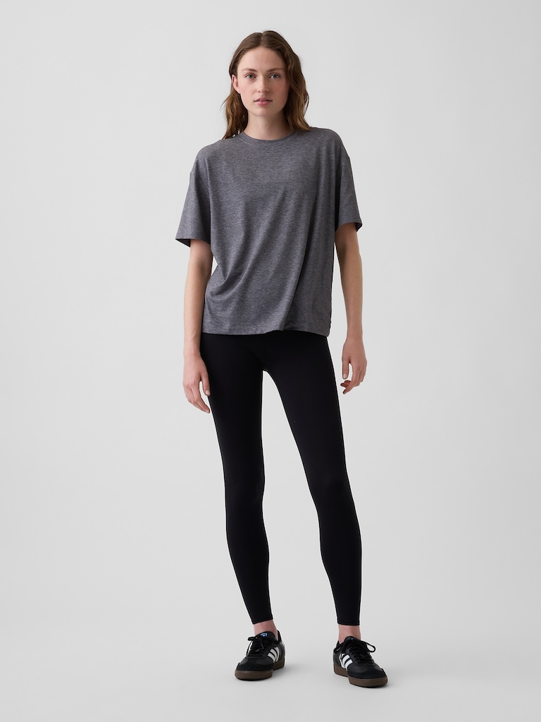 T-shirt en tissu Gapfit respirant à coupe décontractée.