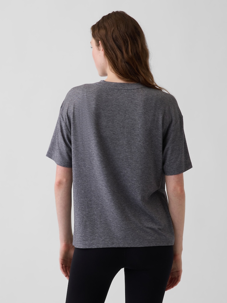 T-shirt en tissu Gapfit respirant à coupe décontractée.
