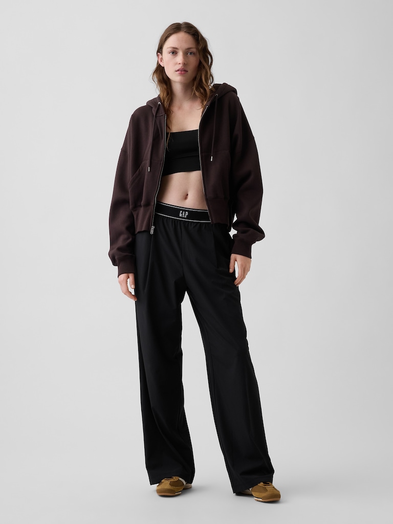 GapFit Pleated Easy Logo Pants