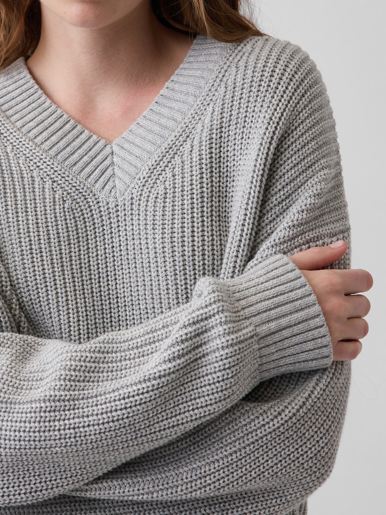 100% Cotton Oversized Shaker V-Neck Sweater